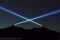 34._Nachtzeichen_Gelsenkirchen-Buer-Lichtkanonen_